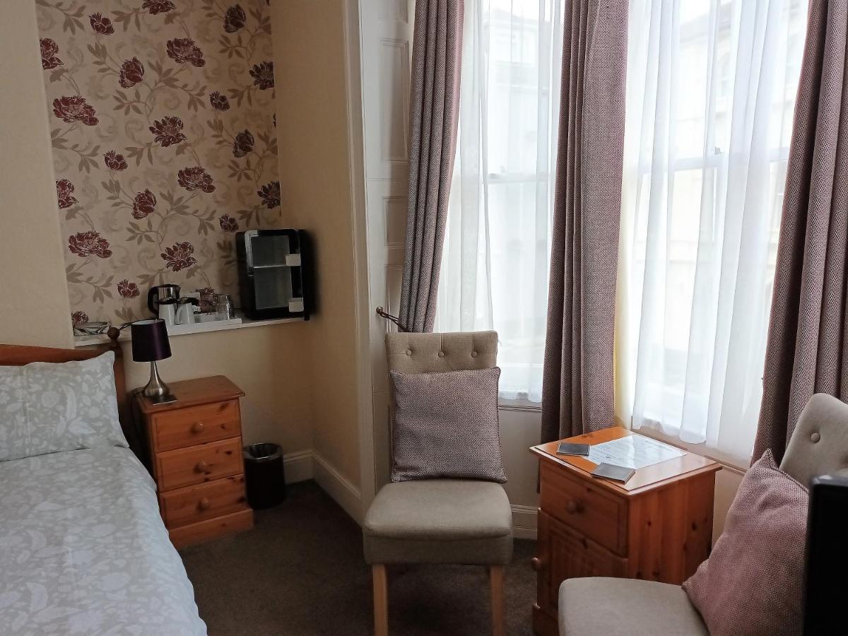Fosters Guest House Weymouth Extérieur photo