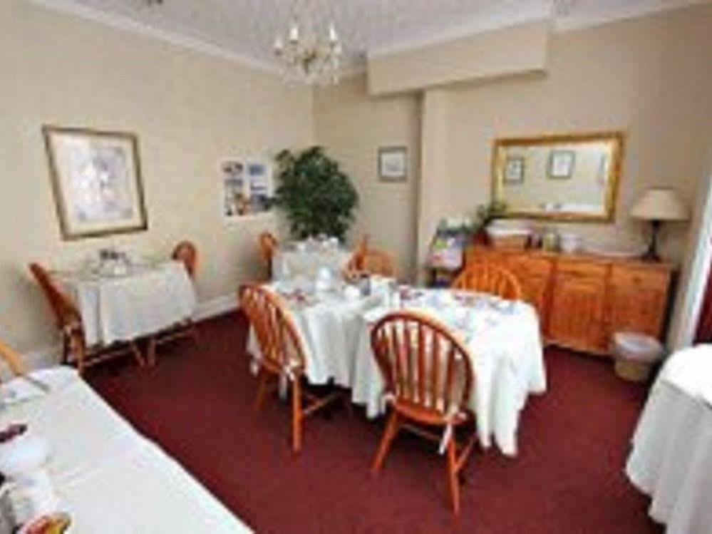 Fosters Guest House Weymouth Extérieur photo